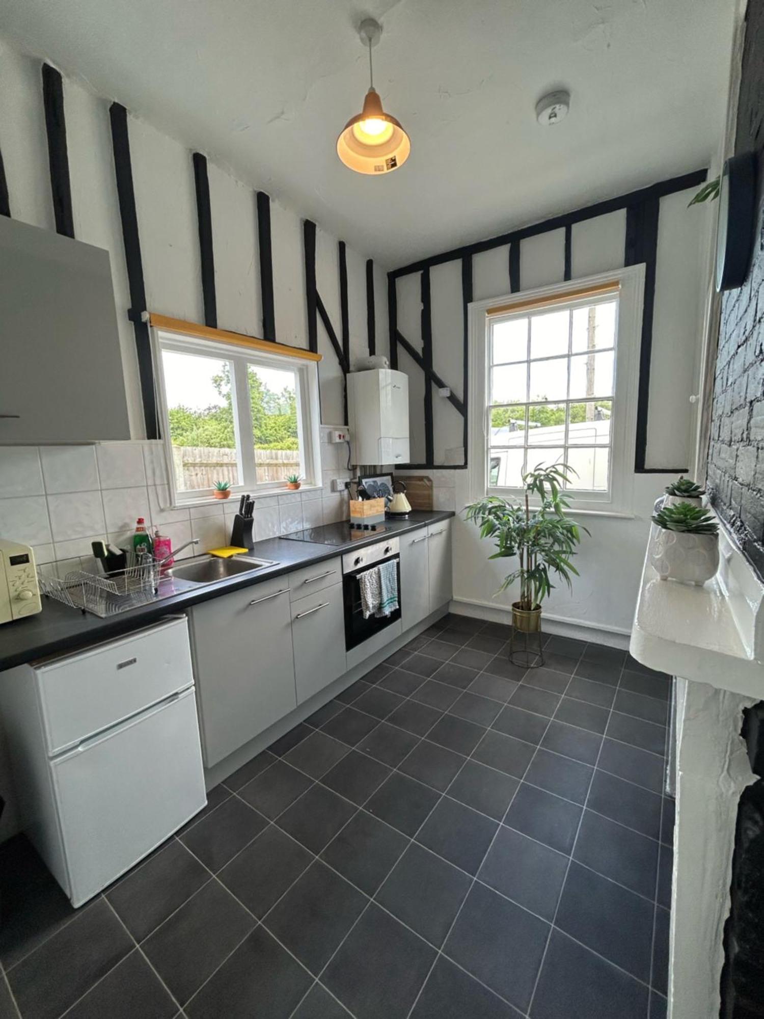 Historic Grade 2 Listed Cottage With Parking Rye Exterior foto